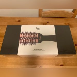 L'ange Le Volume 2-in-1 Titanium Brush Dryer